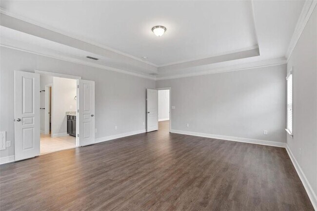 Building Photo - 204 Cardinal ln