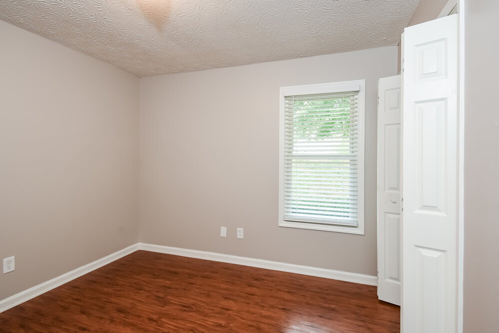 Building Photo - 4371 S Landing Dr