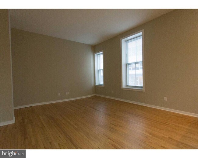 Building Photo - 1100 Spruce St