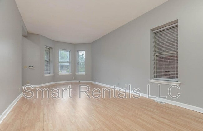 Building Photo - 3914 Shenandoah Ave