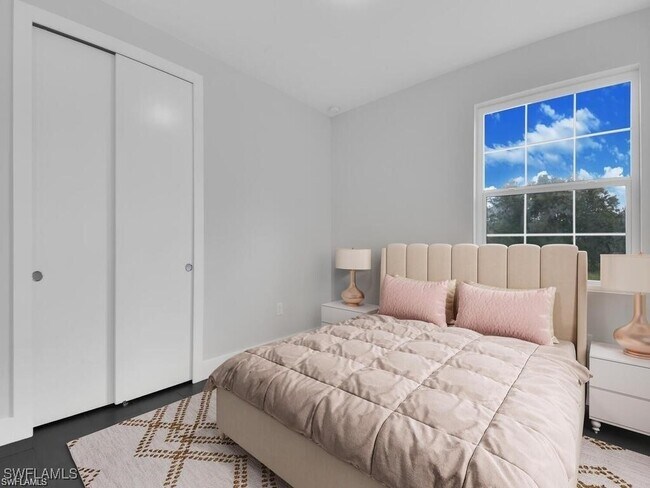 Building Photo - 4550 29th St SW