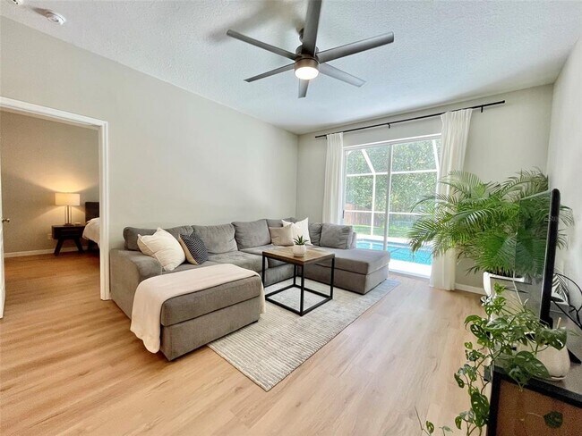 Building Photo - 12510 Blazing Star Dr