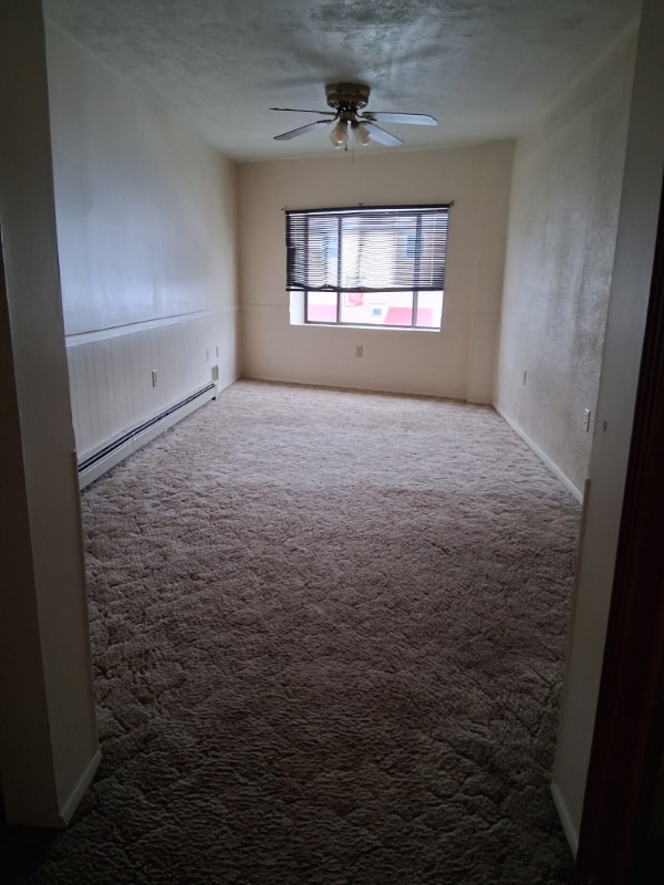 Building Photo - 615 Duss Ave