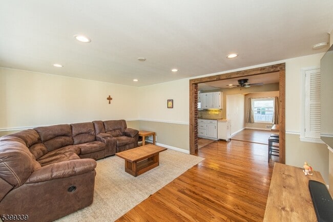 Building Photo - 13 Marine Terrace