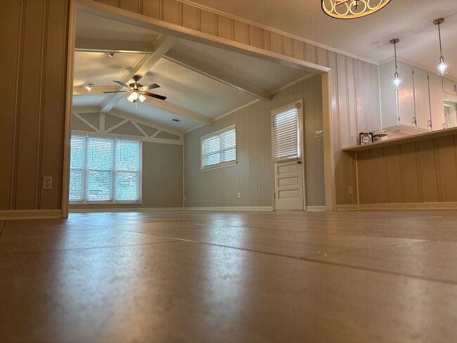Building Photo - 3819 Marie Cook Dr