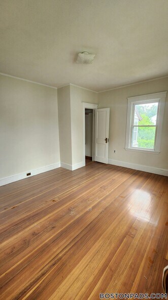 Building Photo - 12 Eliot St