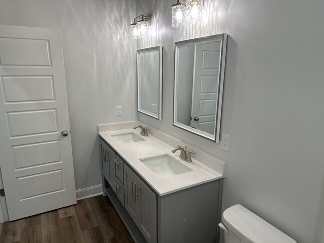 Building Photo - 20 Owens Rd