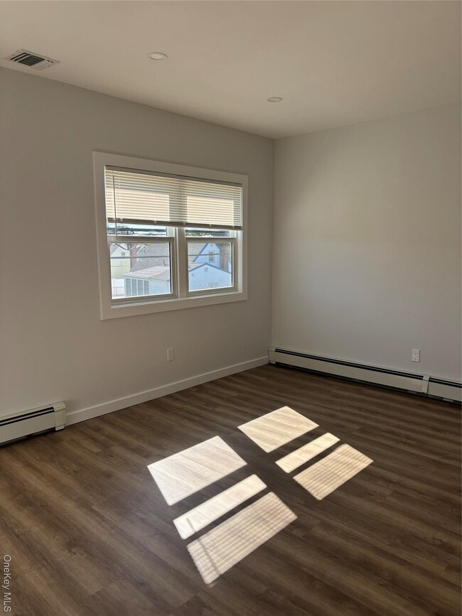 Building Photo - 276 W Nicholai St