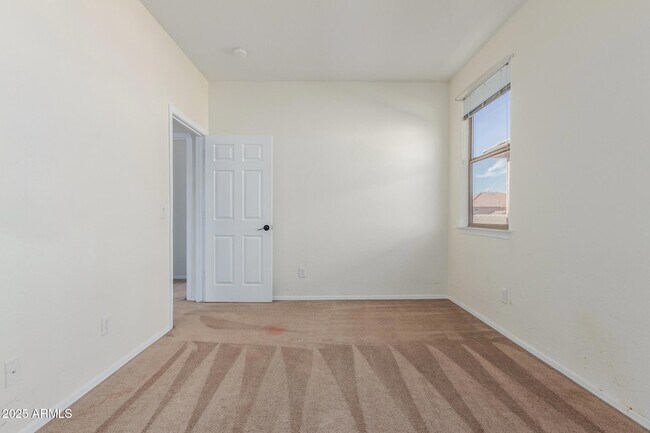 Building Photo - 7013 S 57th Ave