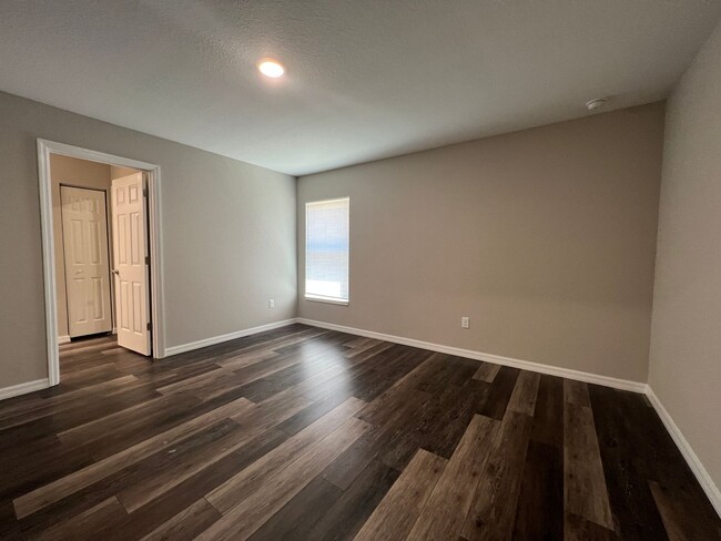 Building Photo - Lovely 3 Bedroom, 2 Bathroom Home in Ocala!!!