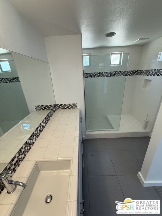 Building Photo - 938 Oceo Cir S