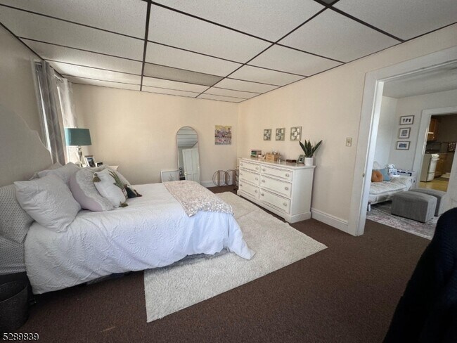 Building Photo - 14 Cottage Pl