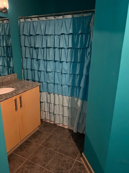 Building Photo - 390-317 17th St NW