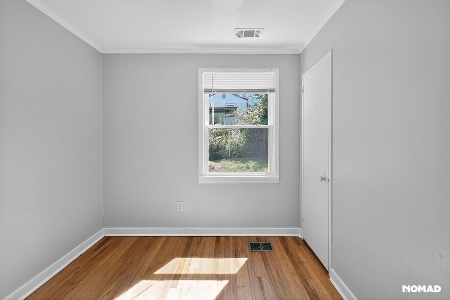 Building Photo - 163 Wadley St NW