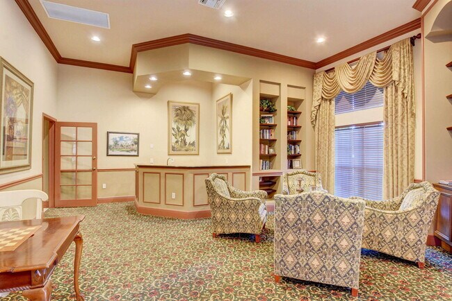 Building Photo - 1100 Scotia Dr