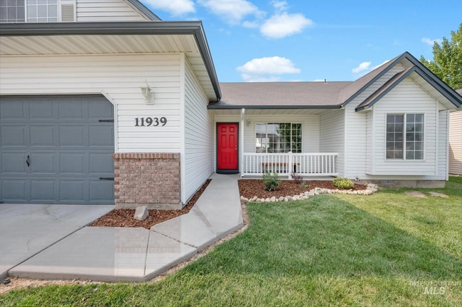 Building Photo - 11939 Colonial Dr