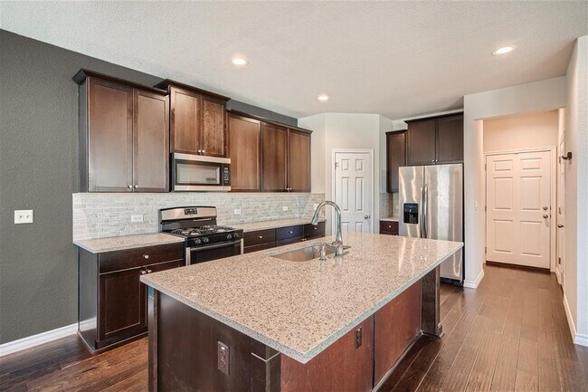 Building Photo - 1604 Los Olivios Wy