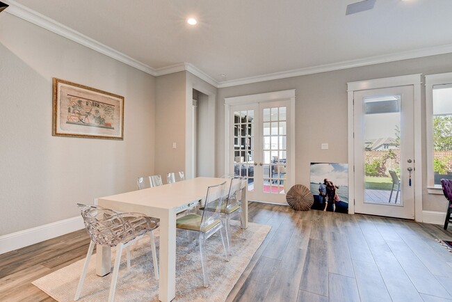Building Photo - 2339 Pale Star Dr