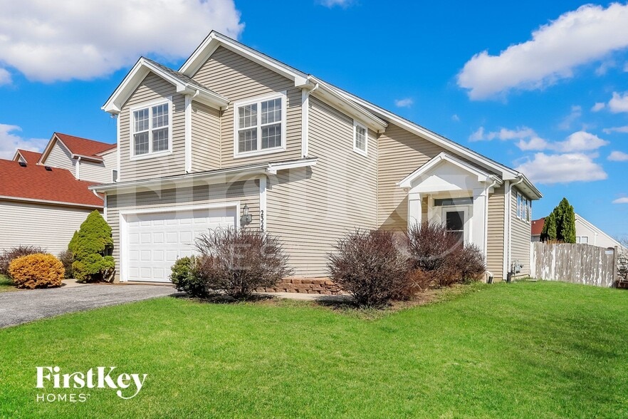 Building Photo - 2325 N Salem Ln