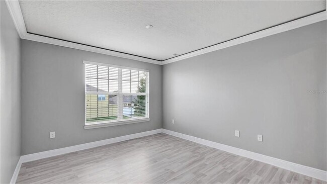 Building Photo - 3833 Siskin Dr