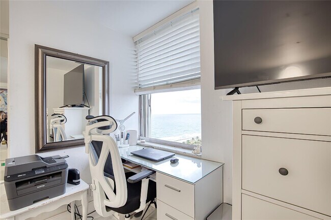 Building Photo - 111 Briny Ave