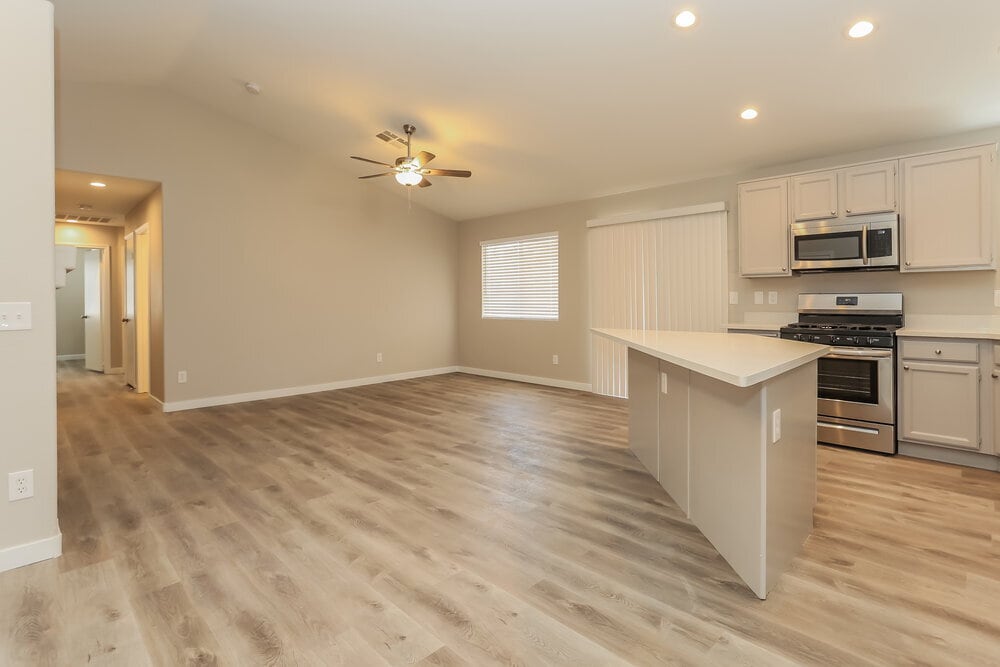 Building Photo - 2801 Lava Rock Ave