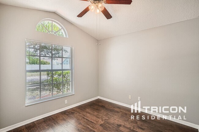Building Photo - 7025 Colony Pointe Dr
