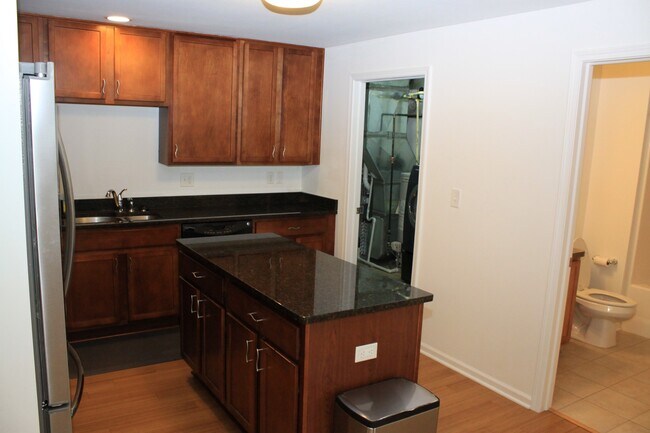 Building Photo - Located in the Detroit-Shoreway Area