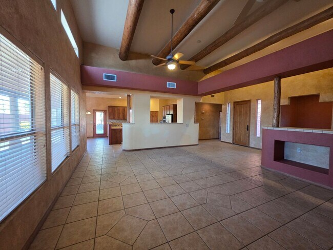Building Photo - 8152 Eagledancer Ave