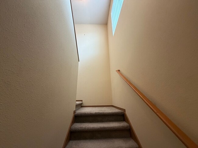 Building Photo - Beautiful 3 bedroom in Spanaway WA - Apply Today!