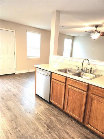 Building Photo - 1308 Scenic Hills Dr
