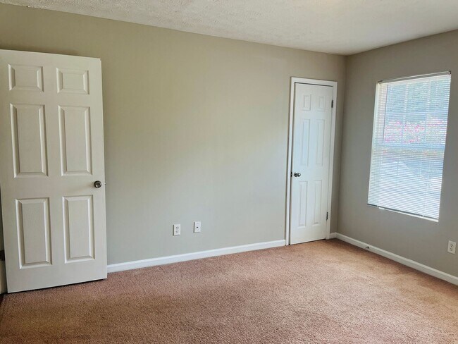 Building Photo - 601 Wilburn Ave