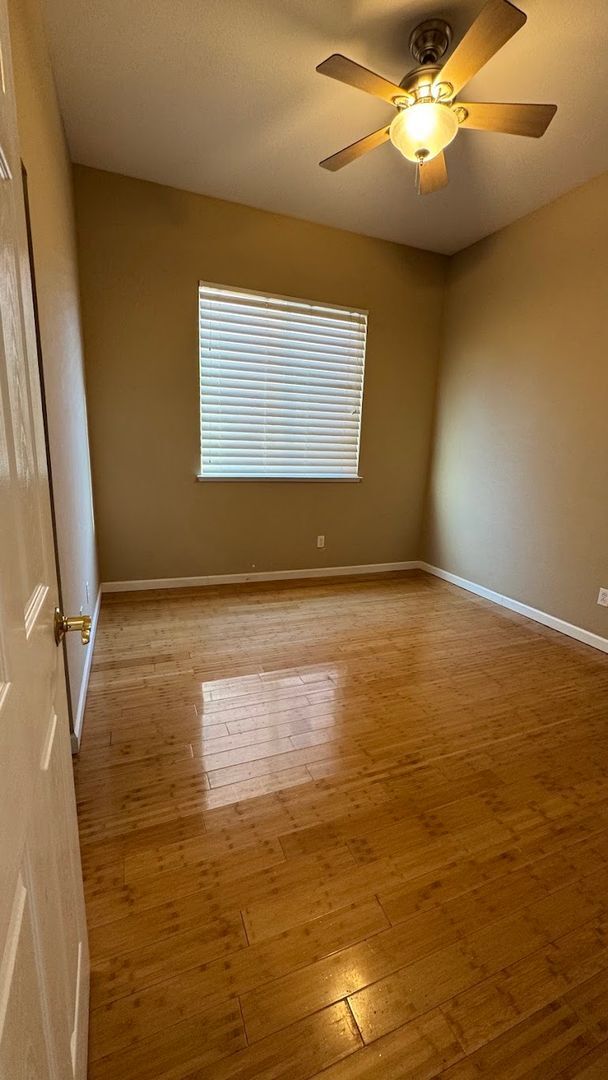 Building Photo - AVAILABLE! OPEN HOUSE FRIDAY 3/20/26 from 5:00-6:00 pm