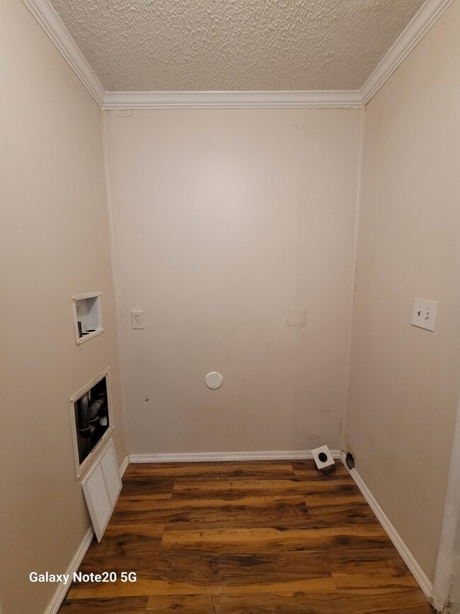 Building Photo - 3248 Pike Rd