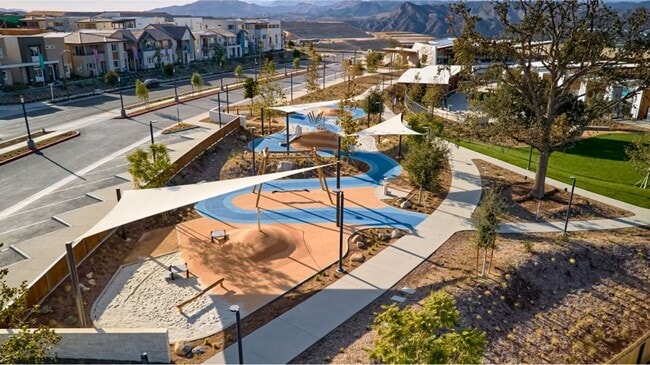 Building Photo - Newer 4BR Valencia Home in Solaire | Pool Community | Prime Location