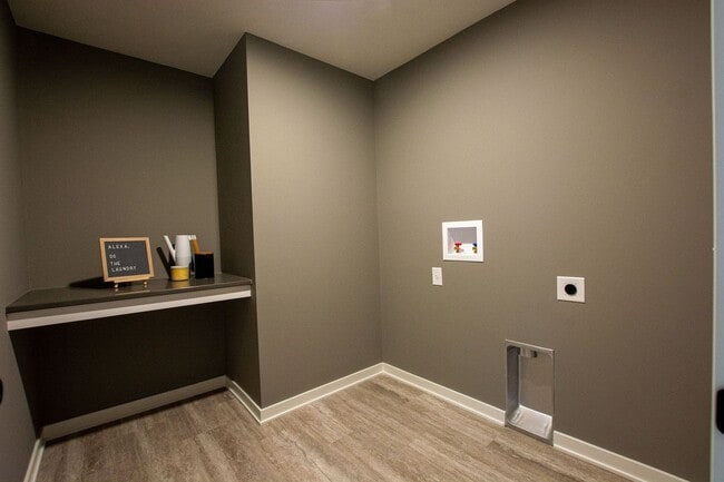 Building Photo - 14802-14804 Willow Street