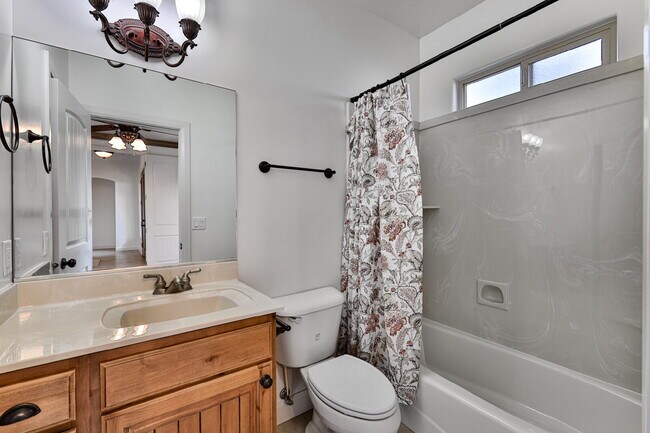 Building Photo - 2478 E Springs Dr