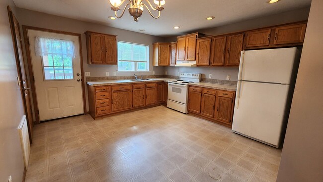 Primary Photo - 213 Coon Prairie Rd