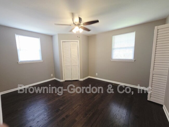 Building Photo - 3411 Cocoa Dr