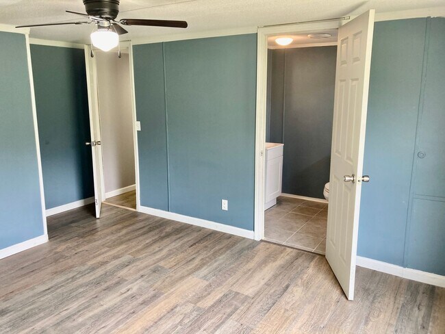 Building Photo - Conveniently Located in Trenton South Caro...