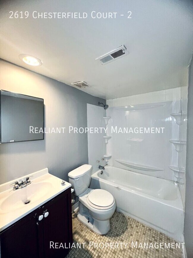 Building Photo - 2619 Chesterfield Ct