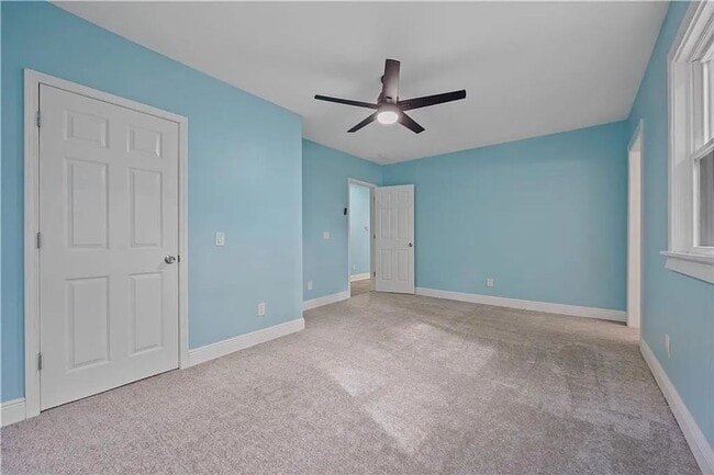 Building Photo - Move In by 5/1 & Save $500 OFF MAY Rent — Fully Renovated Gem!!!