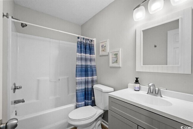 Building Photo - 637 Waterway Village Blvd
