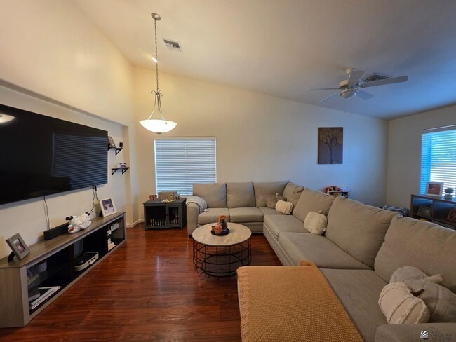 Building Photo - 4831 W 29th St