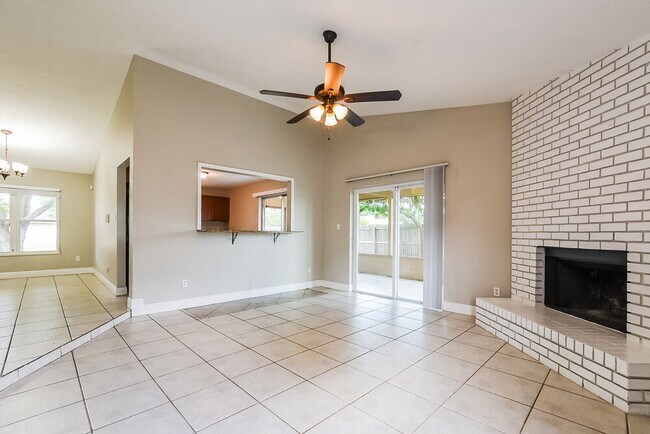 Building Photo - 1264 Rising Sun Blvd