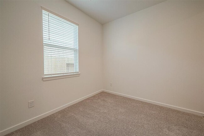 Building Photo - 21834 Sunshine Cove Ln