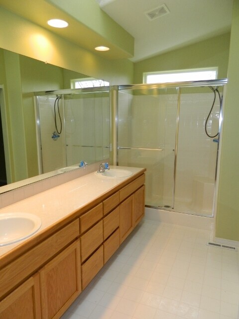 Building Photo - 15392 NW Dane Ln