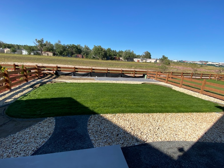 Building Photo - 7076 Preble Dr