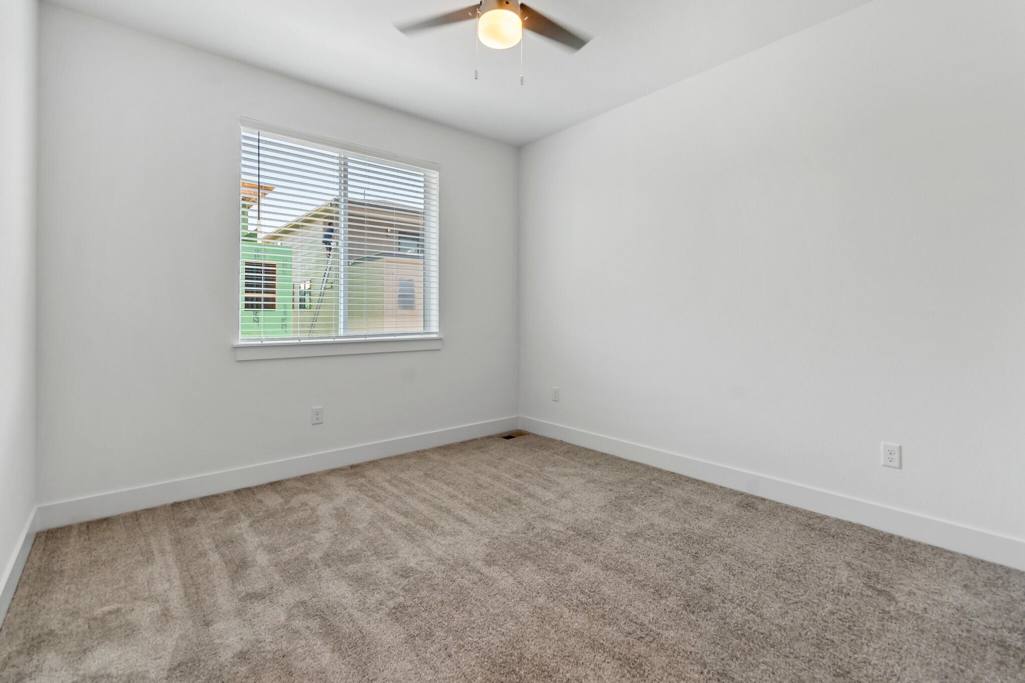 Building Photo - 6106 Netherland Ct