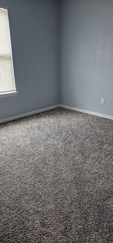 Building Photo - 411 E Day St